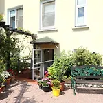 Villa Warnemuende Ferienwohnungen