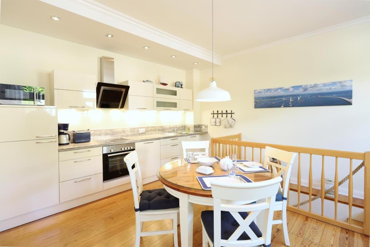 Warnemuende Apartment *